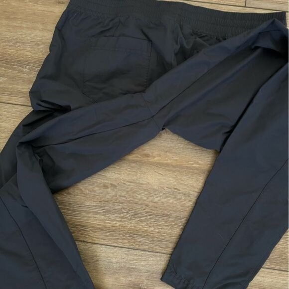 The North Face Track Pants - Picture 15 of 15